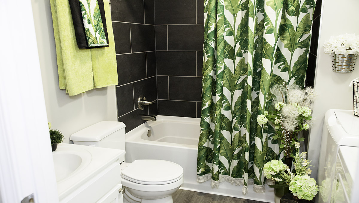 Property Pros: 1009-Rex bathroom makeover