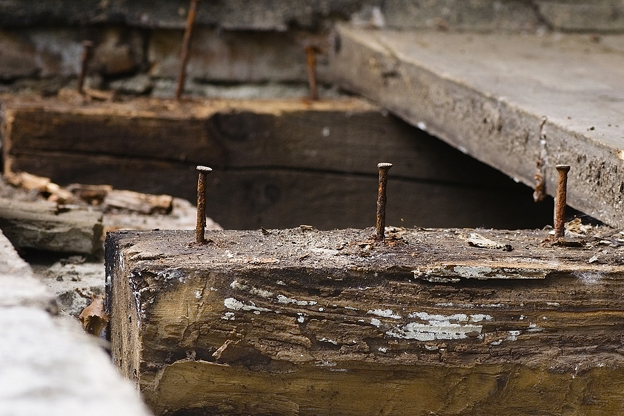 rotten deckboard