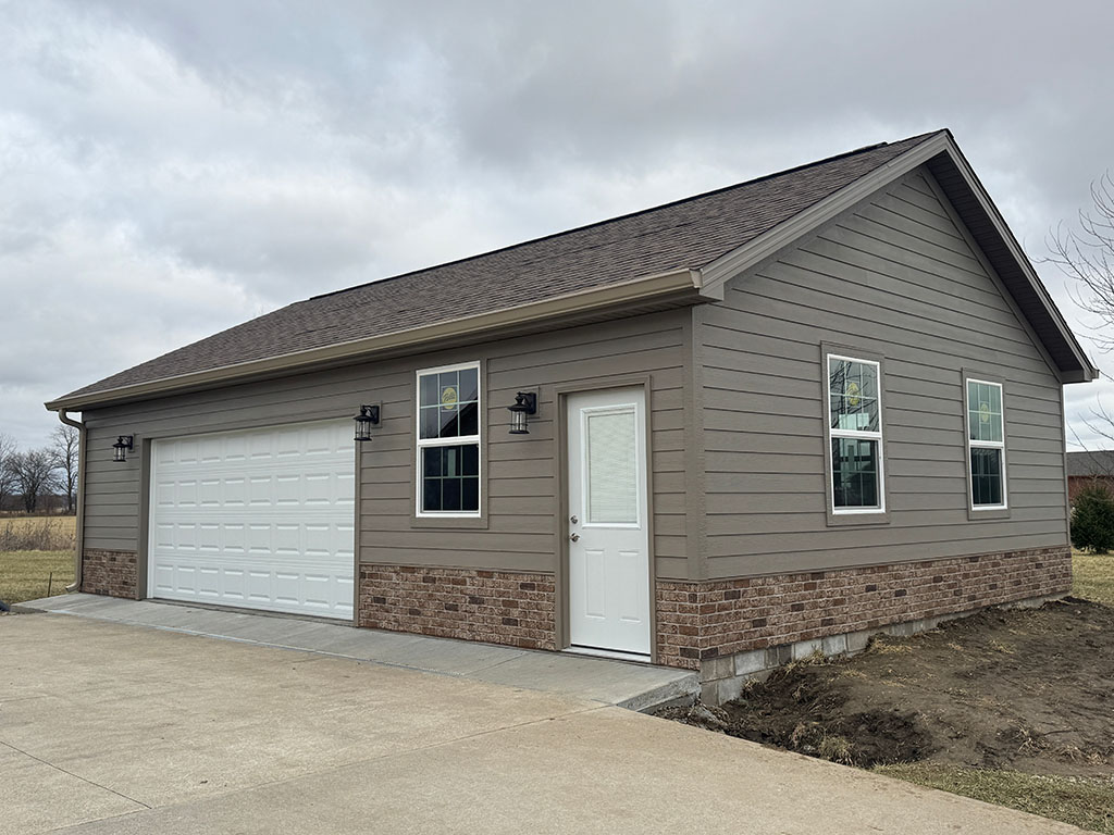 Garage (Featured Image) | Property Pros Muncie