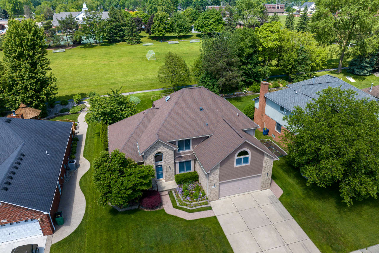 What Should a Roof Replacement Cost in 2026? (Featured Photo) | Blog Post | Property Pros Muncie